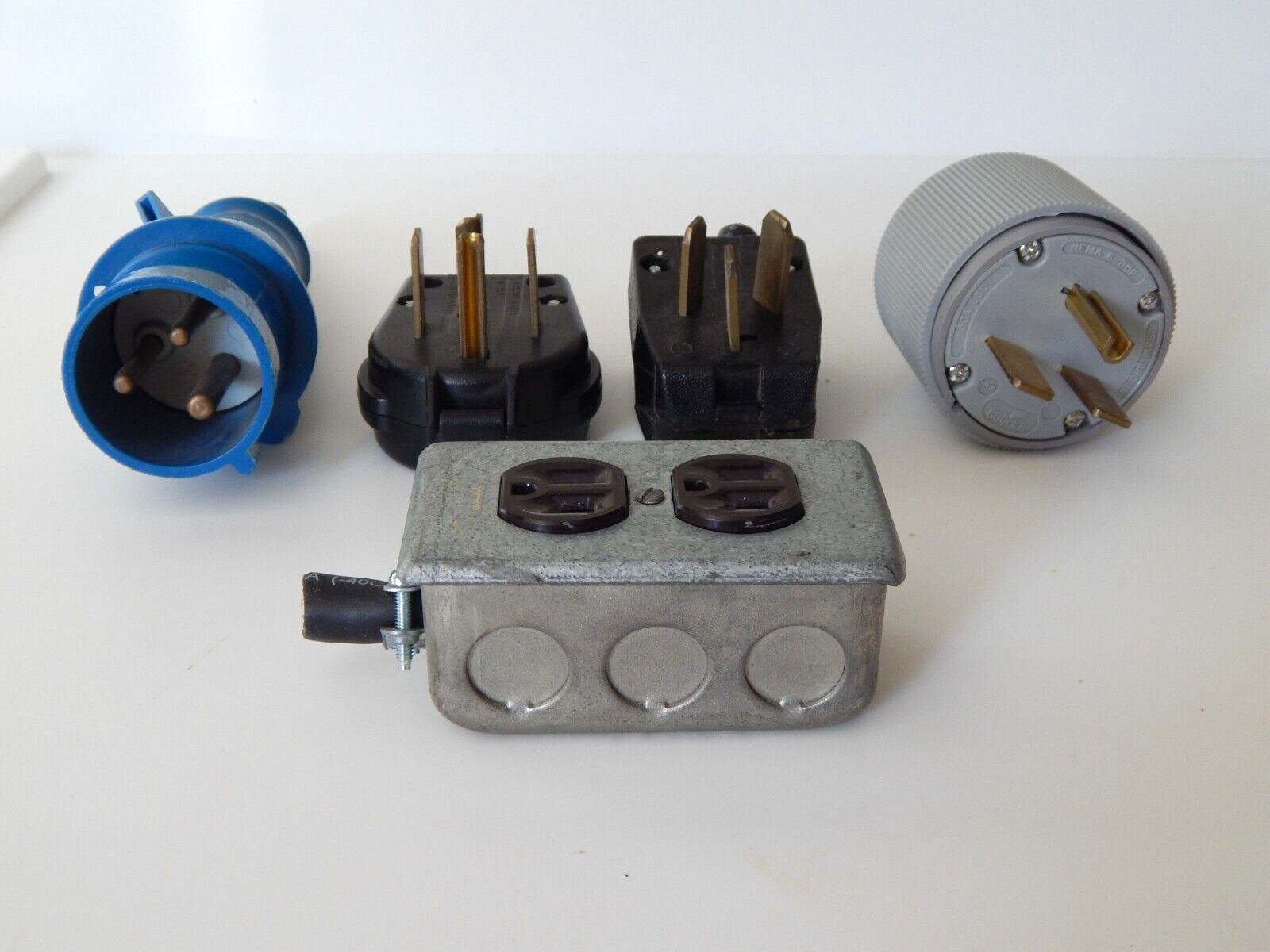 Miscellaneous Plugs and Connectors, Lot of 13 Miscellaneous Plugs and Connectors, Lot of 13